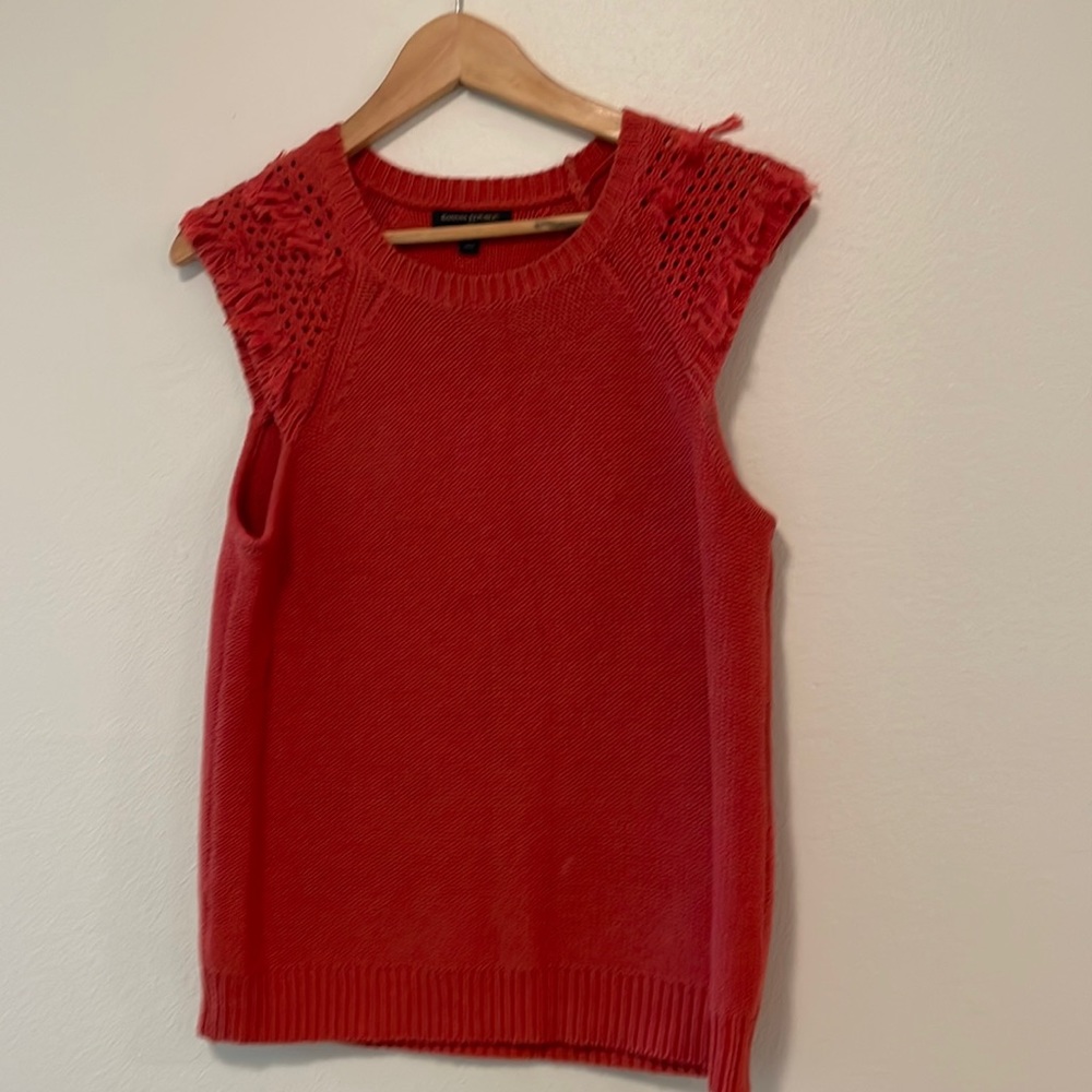 Banana Republic Sleeveless Sweater. Size S. New